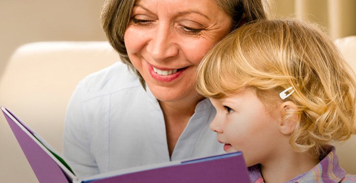 8 Grandma-Friendly Books to Read to Your Grandchild