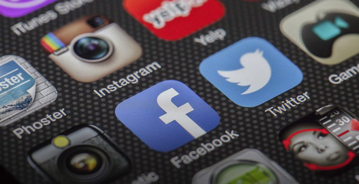 So, What Exactly Is a Social Media Editor?